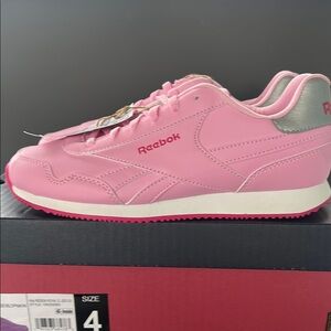 Girls sneakers size 4